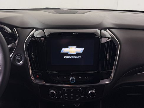 Used 2023 Chevrolet Traverse LT FWD image 13