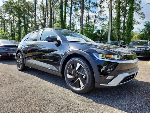 New 2025 Hyundai Ioniq 5 SE image 1