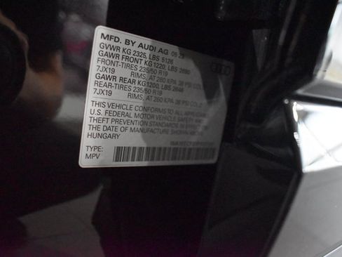 Used 2023 Audi Q3 2.0T Premium Plus w/ Premium Plus Package AWD/4WD image 26