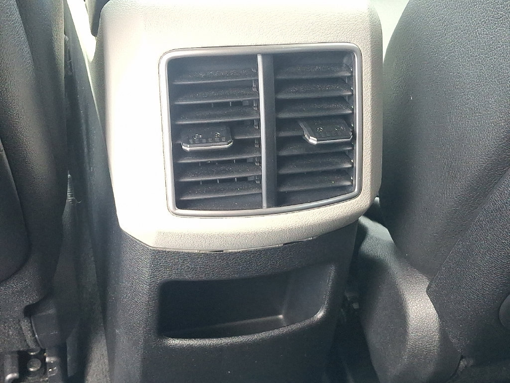 Used 2023 Kia Sportage EX FWD image 11