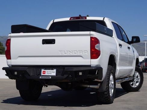 Used 2020 Toyota Tundra SR5 w/ SR5 Upgrade Package AWD/4WD image 7