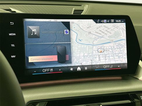 New 2026 BMW X1 xDrive28i w/ Technology Package image 15