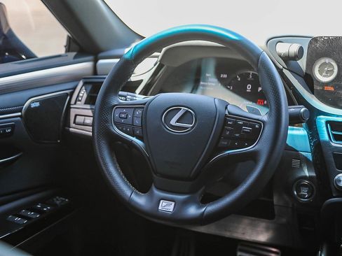 Used 2024 Lexus ES 350 F Sport w/ Accessory Package (Z2) FWD image 15