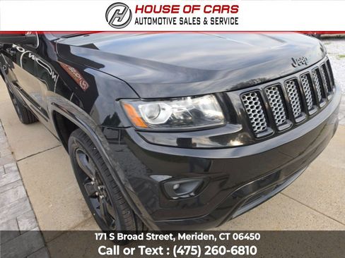 Used 2015 Jeep Grand Cherokee Altitude AWD/4WD image 11