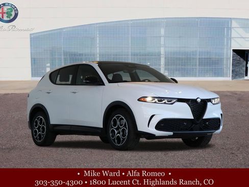 New 2025 Alfa Romeo Tonale w/ Premium Package image 8