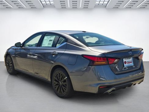 New 2026 Nissan Altima 2.5 SV w/ SV Special Edition Package FWD image 6
