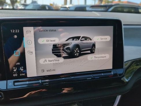 Used 2025 Volkswagen Atlas Cross Sport SE image 14