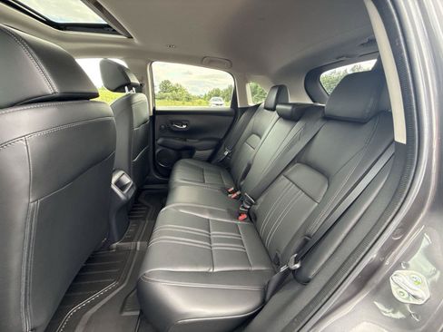 Certified 2025 Honda HR-V EX-L image 17