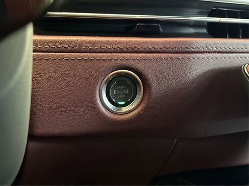 New 2026 Cadillac Escalade Luxury w/ LPO, Radiant Package AWD/4WD image 28