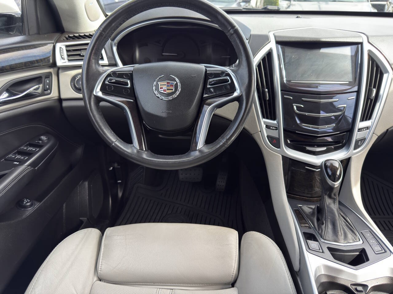 Used 2016 Cadillac SRX Premium w/ Driver Assist Package AWD/4WD image 17
