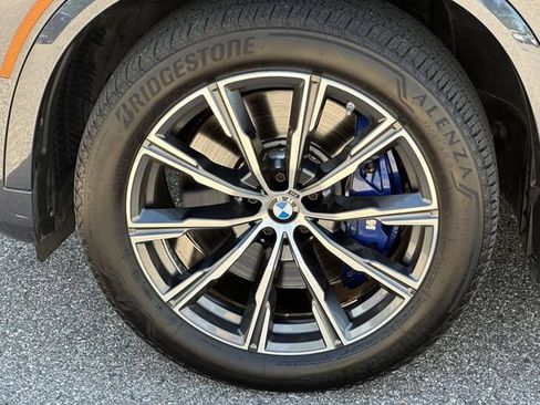 Used 2022 BMW X5 M50i w/ Executive Package AWD/4WD image 13