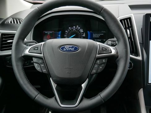 Certified 2022 Ford Edge SEL w/ Convenience Package image 17