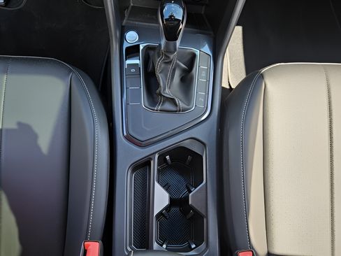 Certified 2023 Volkswagen Tiguan SE R-Line FWD image 16