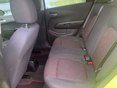 Used 2019 Chevrolet Sonic LT w/ Convenience Package FWD image 16