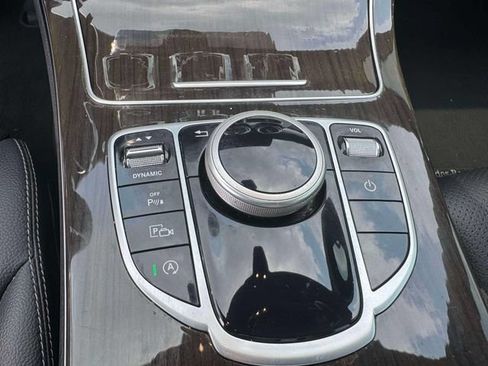Used 2020 Mercedes-Benz C 300 Sedan image 37