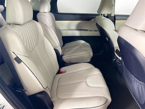 Used 2025 Hyundai Palisade Limited AWD/4WD image 28