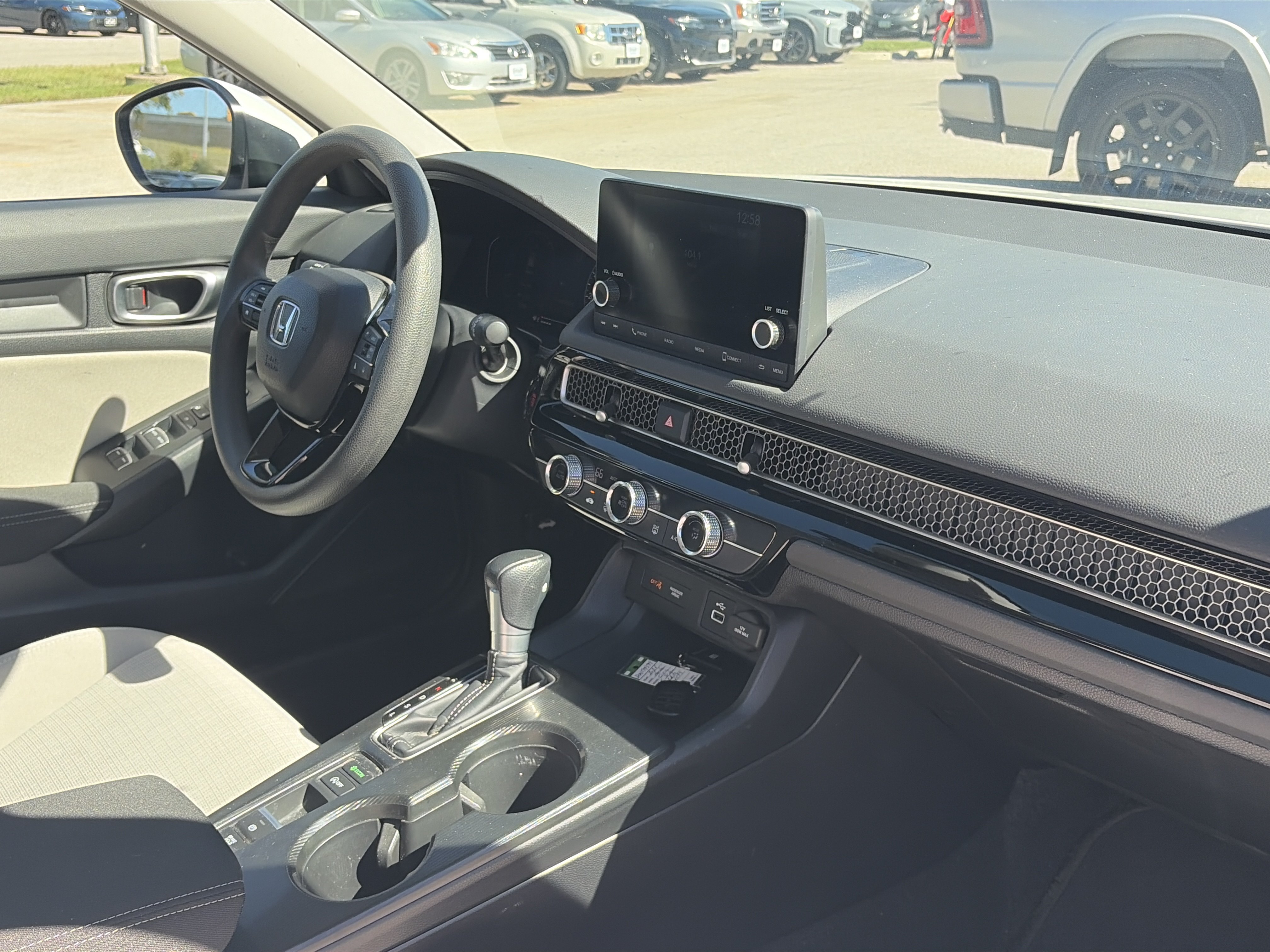 Used 2024 Honda Civic LX image 10