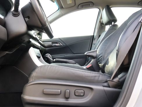 Used 2013 Honda Accord EX-L image 30