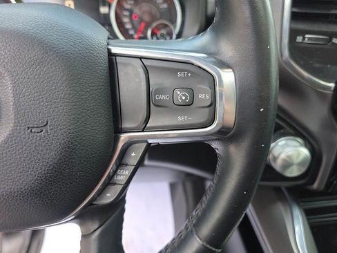 Used 2024 RAM 1500 Laramie AWD/4WD image 28