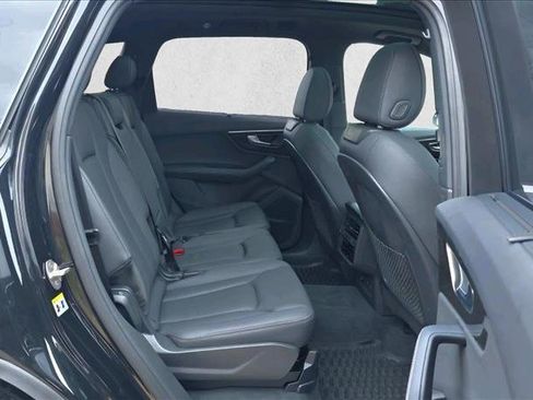 Used 2025 Audi Q7 3.0T Premium Plus w/ Premium Plus Package image 11