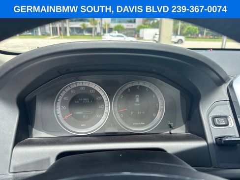 Used 2013 Volvo XC60 T6 AWD/4WD image 10