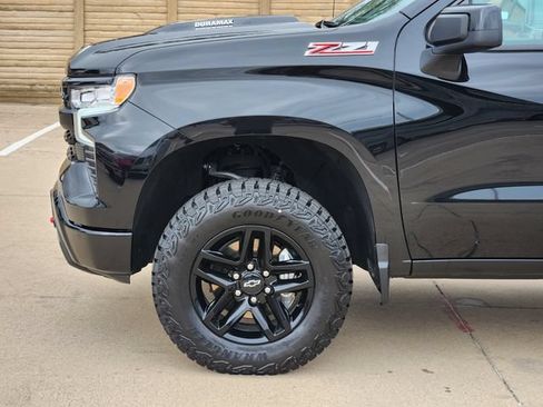 Used 2023 Chevrolet Silverado 1500 LT Trail Boss AWD/4WD image 15