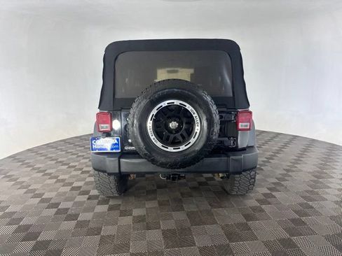 Used 2009 Jeep Wrangler Unlimited X AWD/4WD image 7