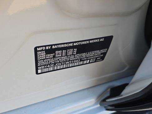 New 2026 BMW i7 eDrive50 w/ M Sport Package image 36