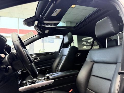 Used 2016 Mercedes-Benz E 350 Sedan image 5