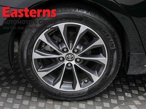 Used 2018 Toyota Avalon XLE Premium image 28