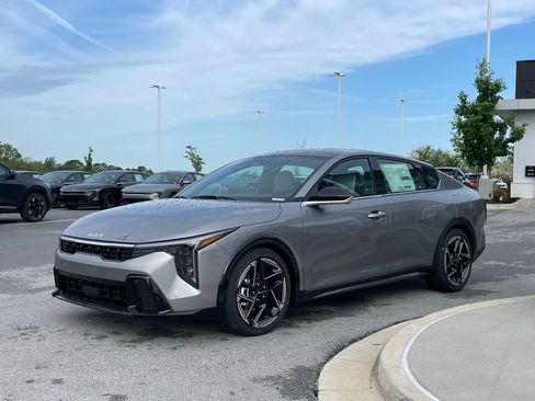 New 2026 Kia K4 GT-Line Turbo w/ GT-Line Sunroof Package FWD image 4