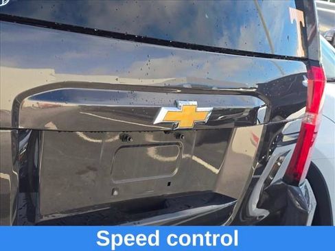 Used 2018 Chevrolet Tahoe LS w/ All-Season Package RWD image 19