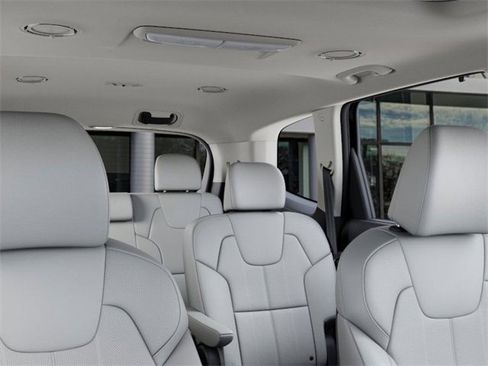 New 2025 Kia Telluride EX w/ EX Captain's Chair Package image 28