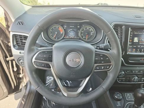 Used 2022 Jeep Cherokee Limited w/ Elite Package AWD/4WD image 16