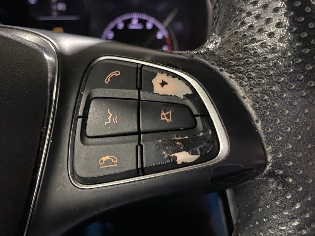 Used 2019 Mercedes-Benz GLC 300 image 12