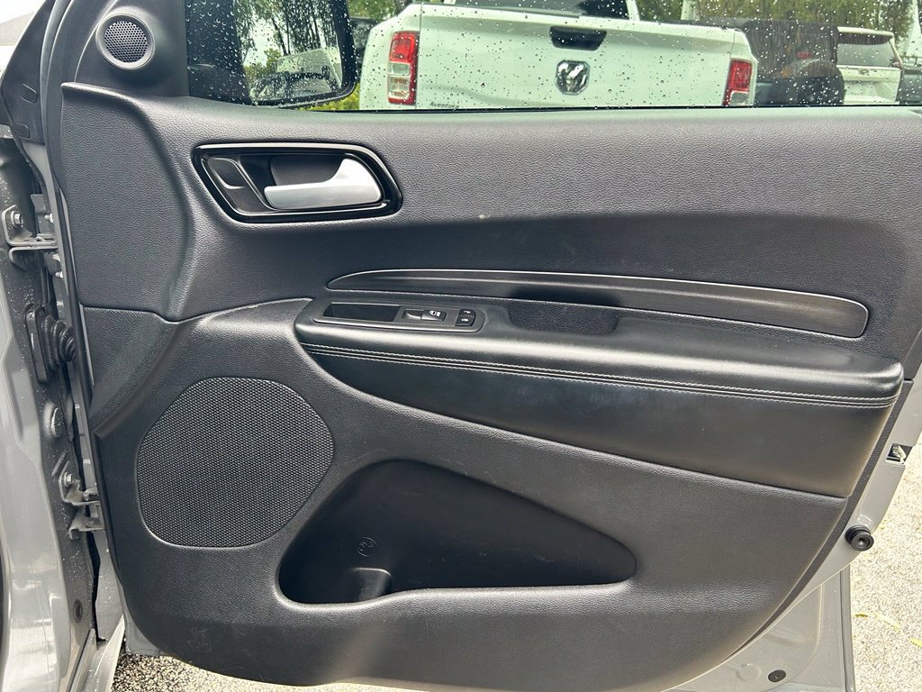 Used 2022 Dodge Durango SXT w/ Blacktop Package RWD image 29