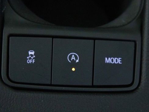 Certified 2023 Cadillac XT4 Luxury w/ Cold Weather Package AWD/4WD image 20