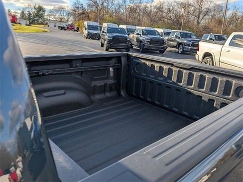 New 2026 RAM 1500 4x4 Crew Cab image 26