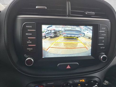 Used 2021 Kia Soul S FWD image 13