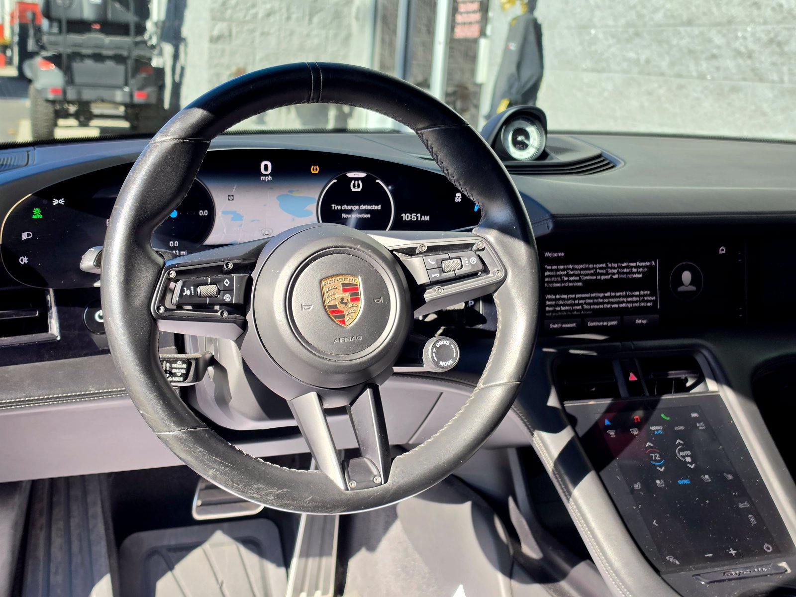 Used 2020 Porsche Taycan AWD/4WD image 11