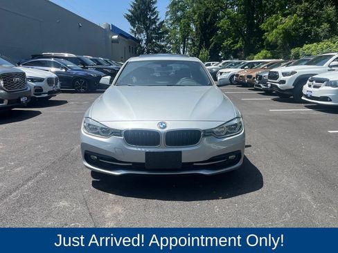 Used 2017 BMW 330i Sedan RWD image 2