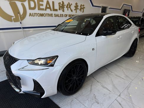 Used 2018 Lexus IS 300 F Sport w/ F Sport Package image 3