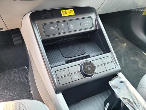 New 2026 Hyundai Kona SEL Premium AWD/4WD image 17