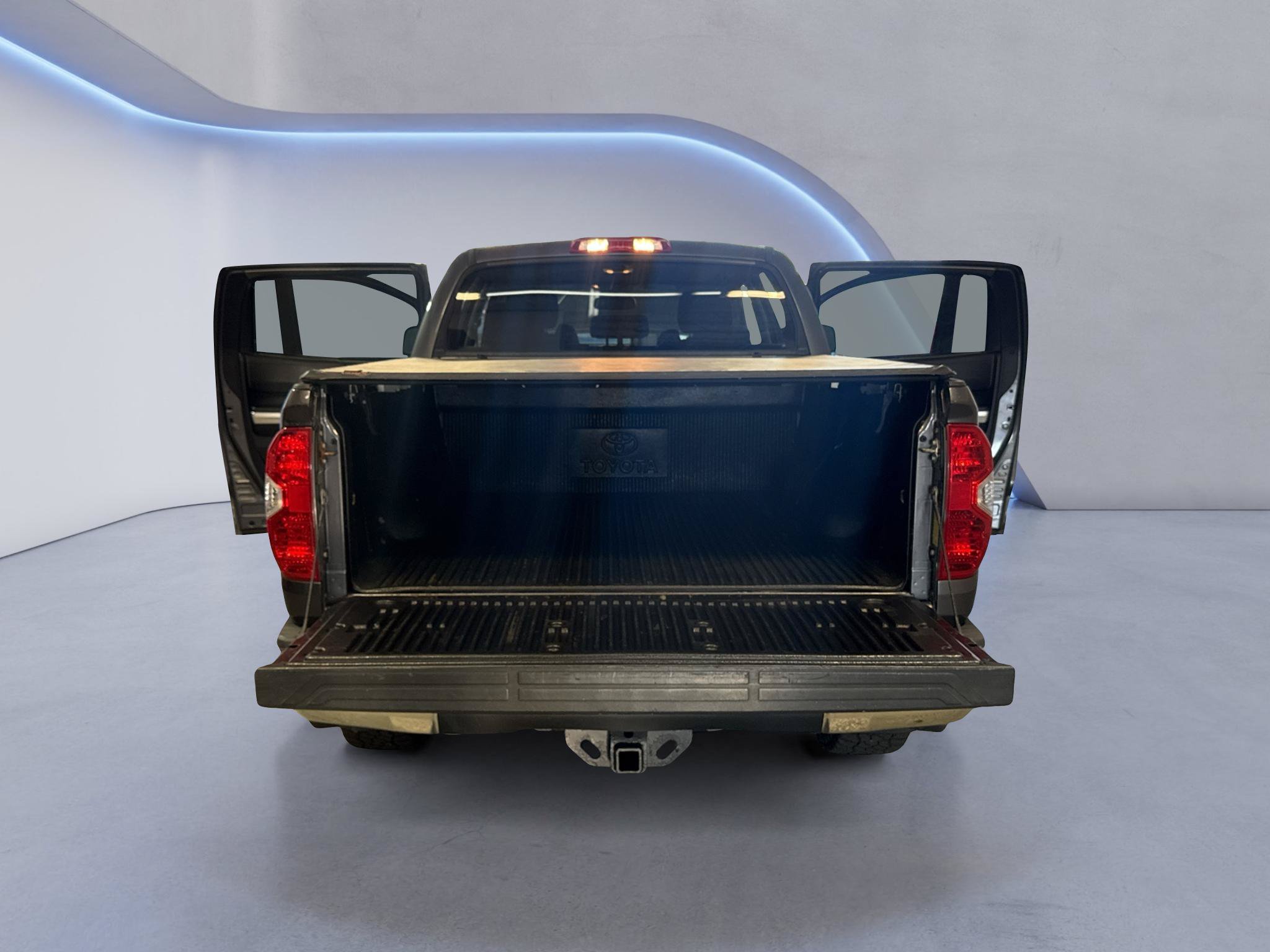 Used 2014 Toyota Tundra SR5 AWD/4WD image 13