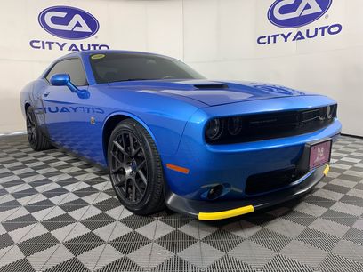 Used 2016 Dodge Challenger R/T Scat Pack w/ Leather Interior Group