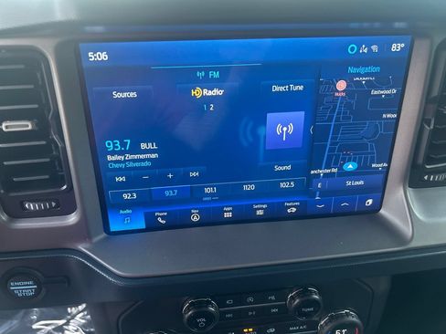 Used 2023 Ford Bronco Outer Banks w/ Sasquatch Package AWD/4WD image 23