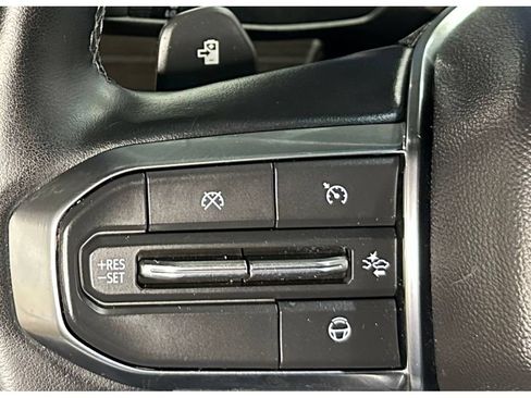 Used 2024 GMC Sierra EV Denali image 27