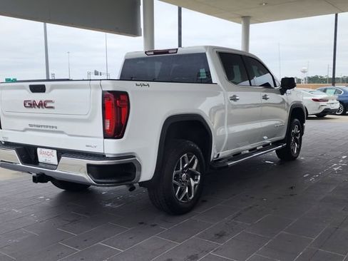 Used 2023 GMC Sierra 1500 SLT w/ SLT Premium Package image 6