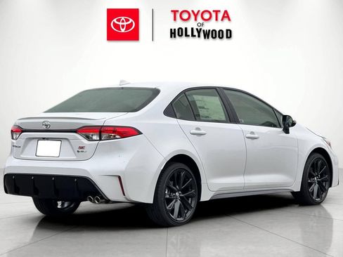 New 2026 Toyota Corolla SE FWD image 4