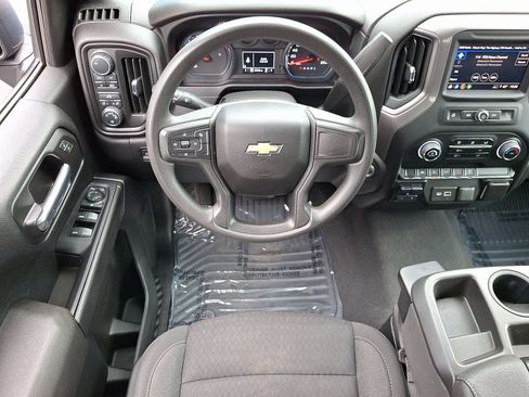 Used 2023 Chevrolet Silverado 1500 Custom image 10